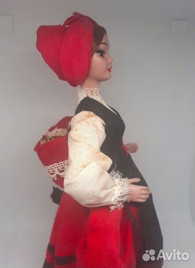 Кукла на подставке в интерьер.Испания.Винтаж