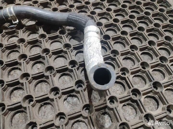 Патрубок системы охлаждения Genesis G70 седан G4KL