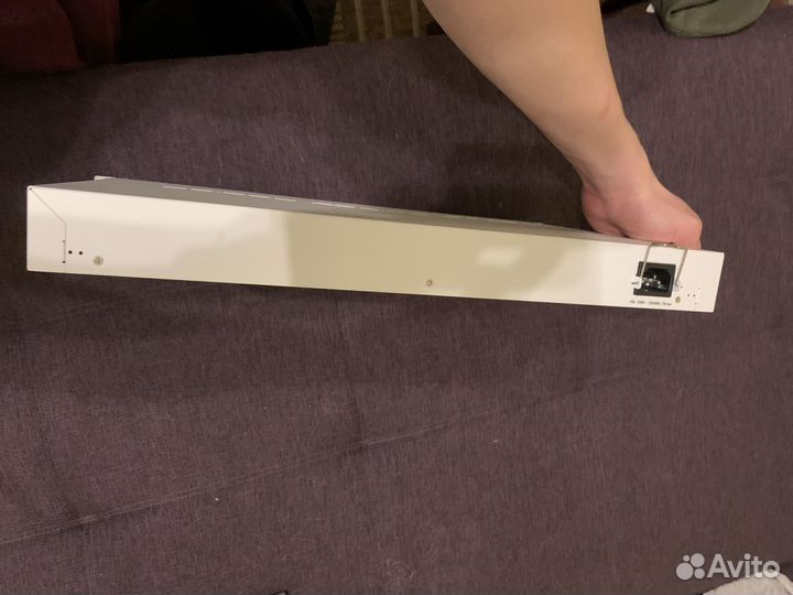 Сетевой коммутатор mikrotik CRS328-24P-4S+RM