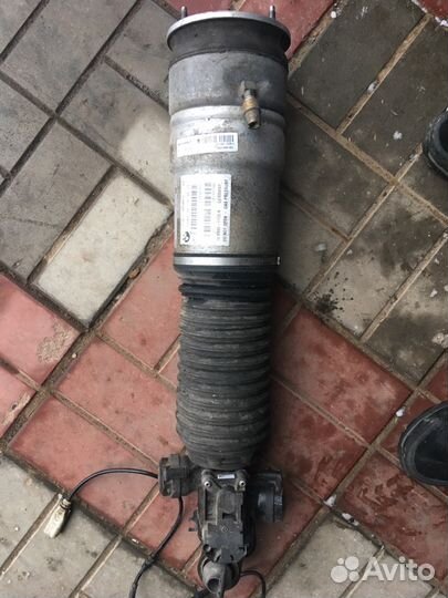 BMW F01/02 пневмоамортизатор L
