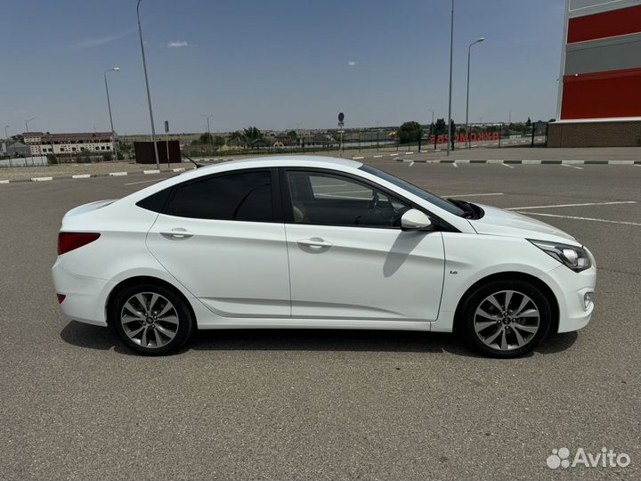 Hyundai Solaris 1.6 AT, 2015, 165 000 км