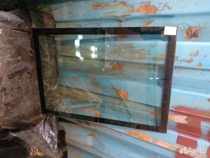 Стекло пассажирской двери верхнее Газель next