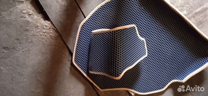 Автомобильные коврики