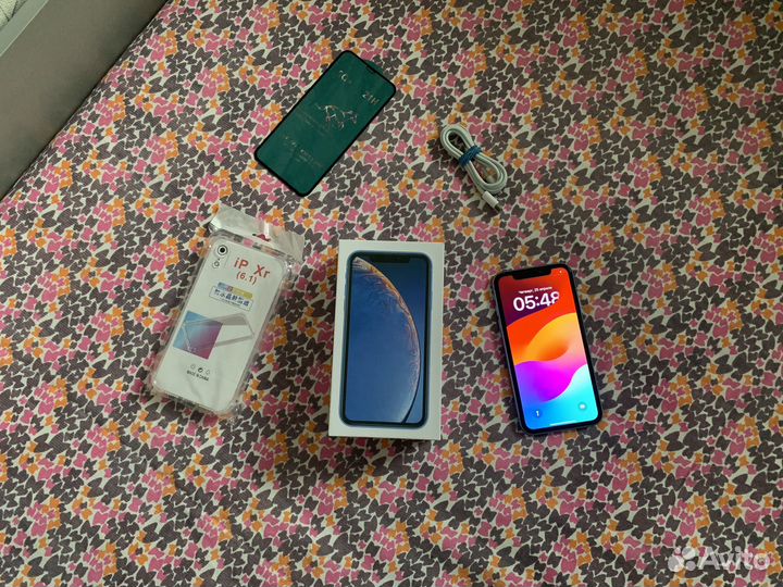 iPhone Xr, 64 ГБ