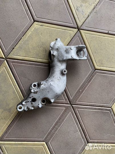 Кронштейн Двигателя Citroen Berlingo m59 1.4