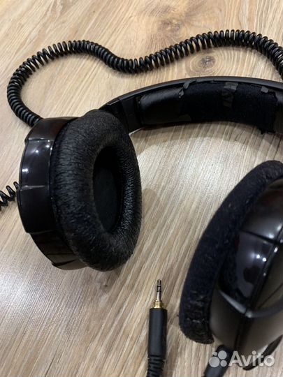 Наушники sennheizer HD215