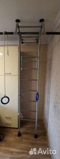 Шведская стенка с турником бу