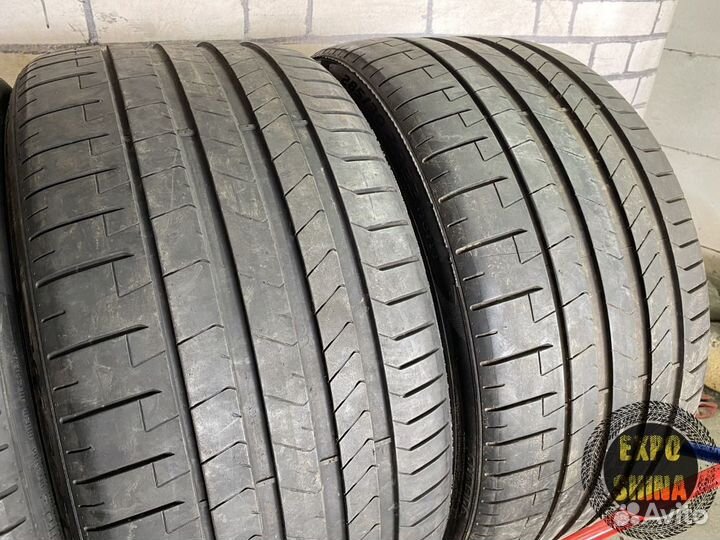 Pirelli P Zero PZ4 285/30 R22