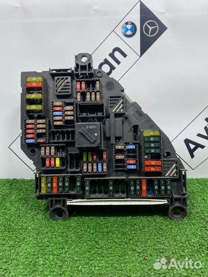 Блок предохранителей задний Bmw 5-Series F10