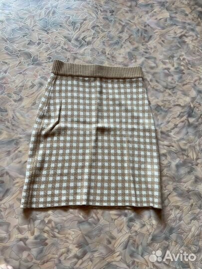 Костюм женский с юбкой