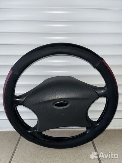 Оплетка на руль р-р М (37-39см) Эко/кожа Ч/Бр 1239