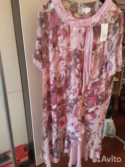 Нарядное женское платье