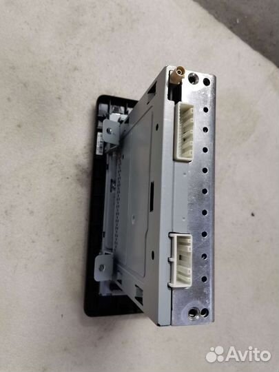 Магнитола Renault Arkana