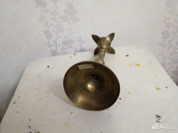 Подсвечник