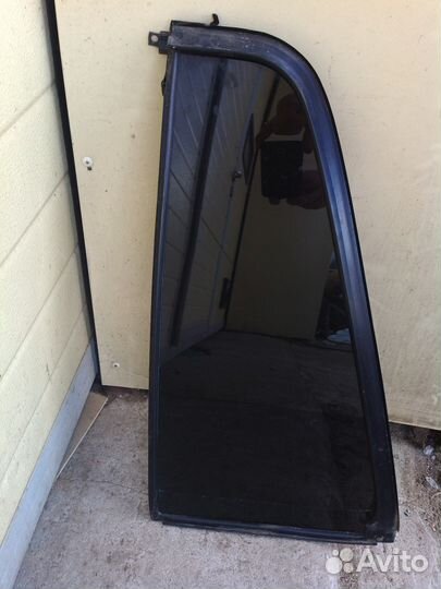 Киа Спортейдж 1-форточка задней левой двери