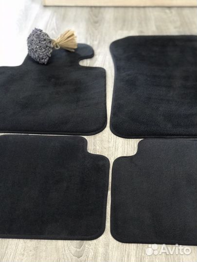 Автомобильные коврики BMW