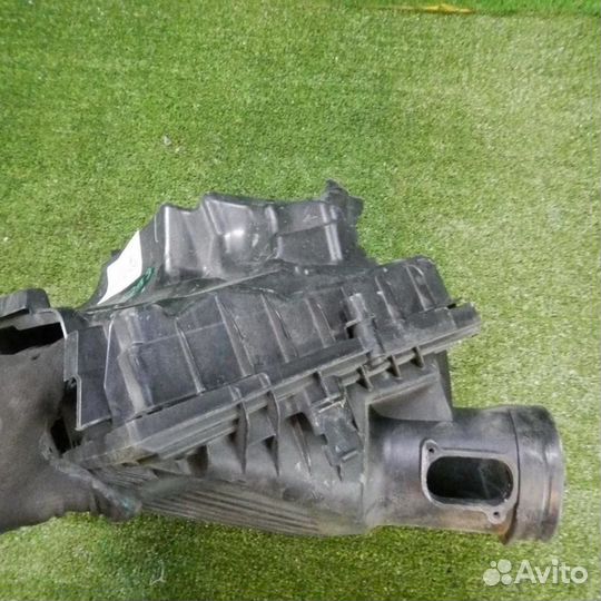 Корпус воздушного фильтра бмв Х1 F48 (2015-2019)