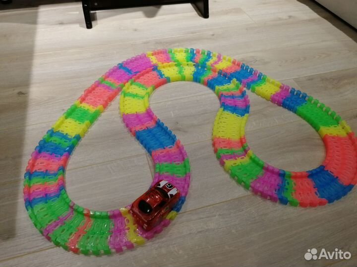 Дорога, машинка на батарейках