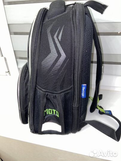 Рюкзак для школьника начальгых клачсов