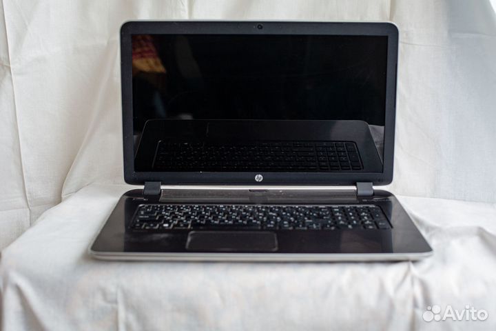 HP Pavilion 17(i7-4510U, 12GB, 240GB, GF 840M 2GB)