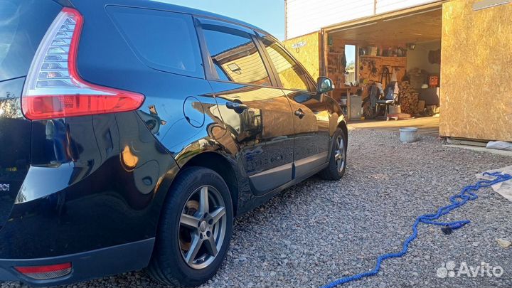 Renault Grand Scenic 1.5 МТ, 2011, 319 420 км