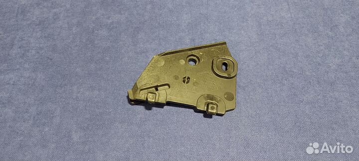 Площадка ручки капота Porsche Cayenne 958