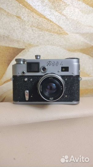 Плёночный фотоаппарат фэд 4