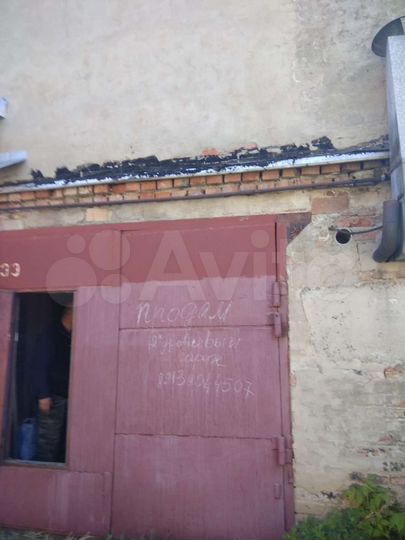 Гараж, > 30 м²