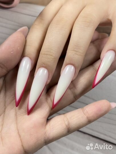 Наращивание ногтей, маникюр с покрытием и укреплен
