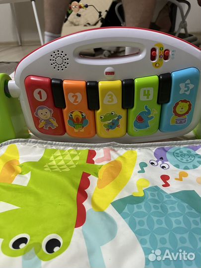 Развивающий коврик fisher price