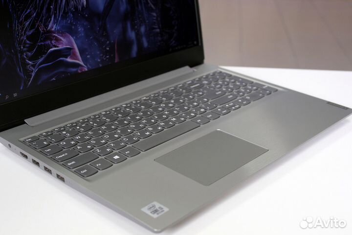 Ноутбук Lenovo IdeaPad Intel 10го/8Gb/SSD/FHD