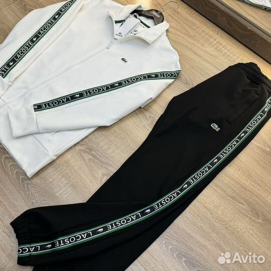 Спортивный костюм Lacoste