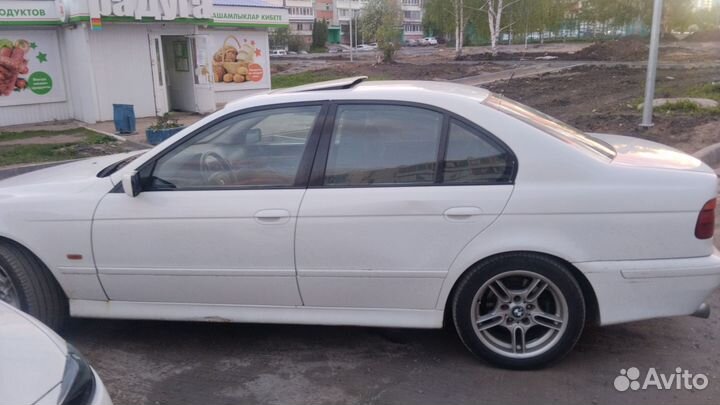 BMW 5 серия 2.5 МТ, 1998, 500 000 км