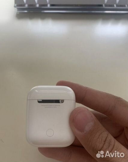 Apple airpods 2