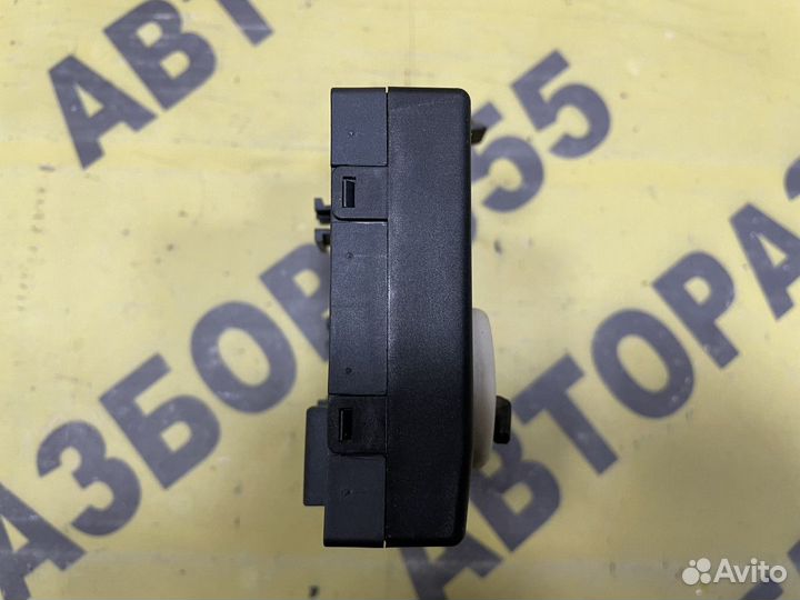 Блок комфорта задней двери Audi A6