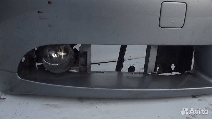 BMW-5 E60 2006 бампер передний