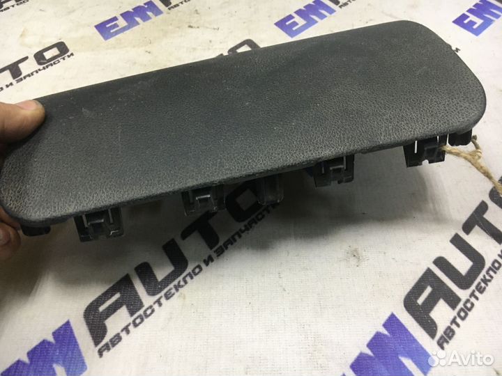 Накладка торпедо правая Лада Гранта