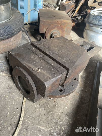 Тиски станочные