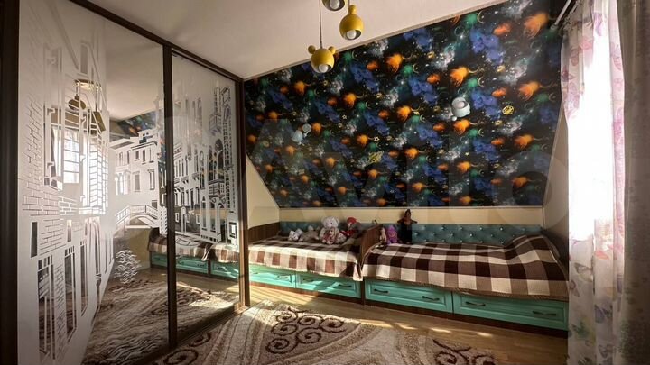 Дом 128 м² на участке 4 сот.