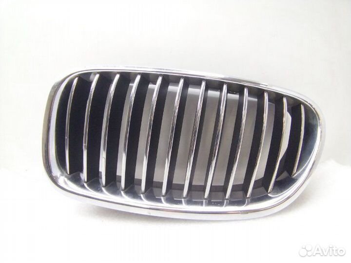 Решетка радиатора передняя левая Bmw 5-Series F10