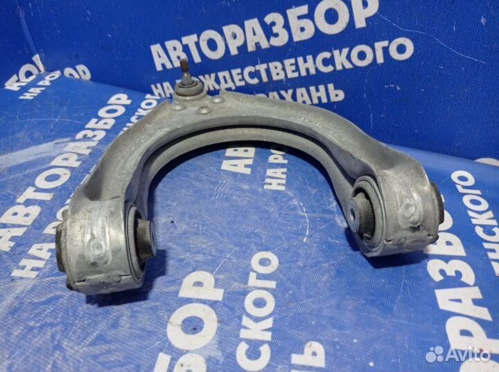 Передний правый рычаг Mercedes-Benz W211 универсал