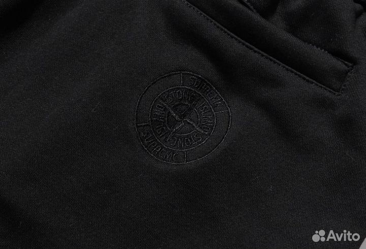 Шорты Stone Island