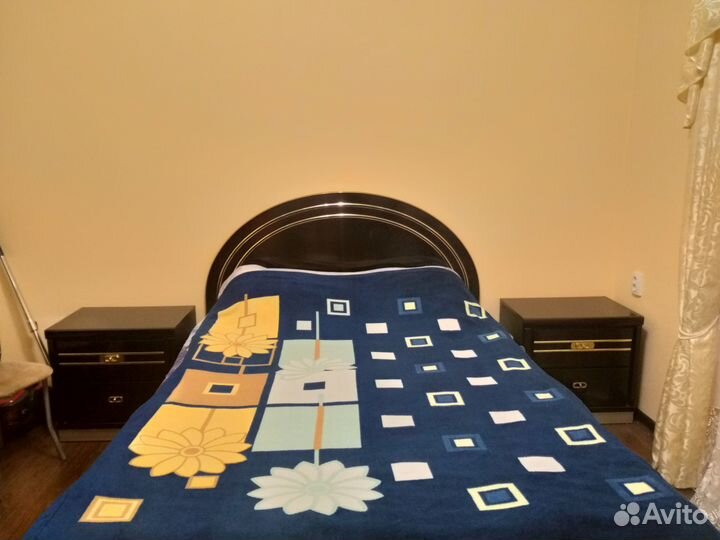 Спальный гарнитур б/У