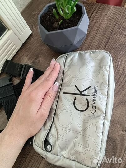 Поясная сумка calvin klein