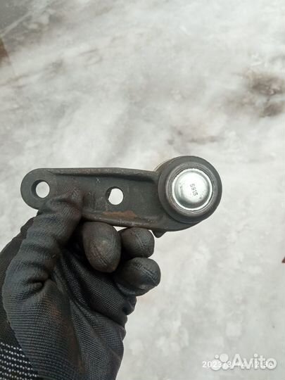 Шаровая левая audi 80 б3,новая