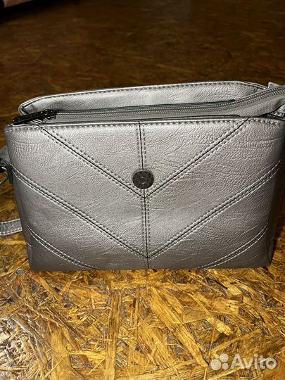 Сумка кросс-боди серого цвета