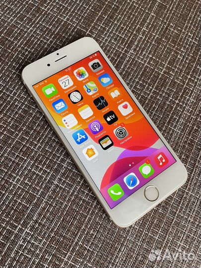 iPhone 6S, 16 ГБ