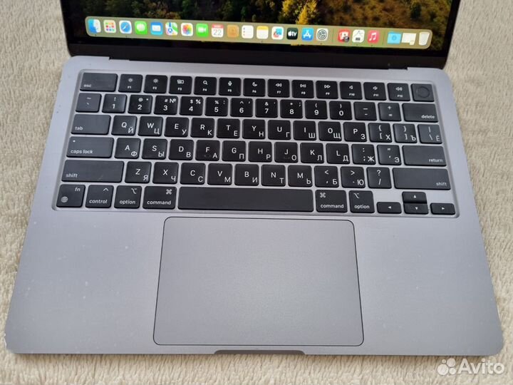 Macbook air 13 2022, m2 8 256