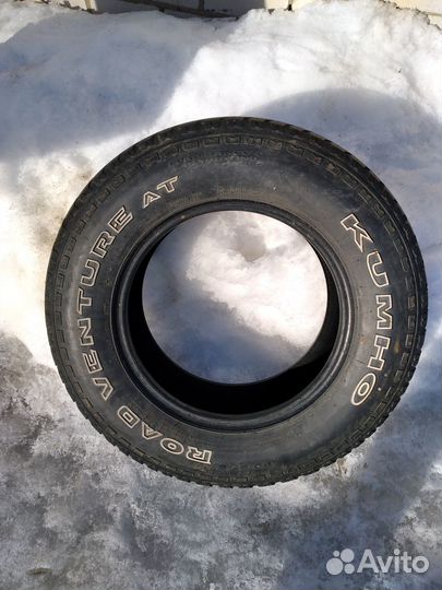 Kumho Road Venture AT51 215/75 R15