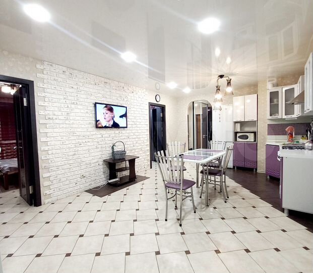 2-к. квартира, 90 м², 3/25 эт.